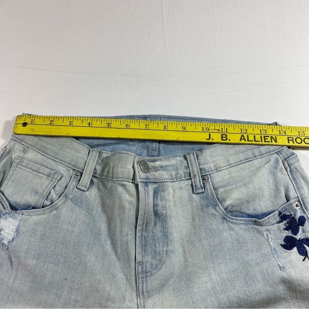 Old Navy Boyfriend Straight Jeans Droit Size 4 Distressed Embroidered Je… - Picture 9 of 9